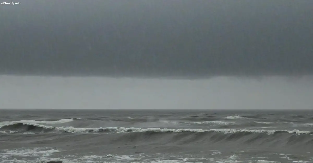 Bay of Bengal में बना चक्रवाती तूफान 'Remal', 24 घंटे में साफ होगी तस्वीर: IMD Chief Mrutyunjay Mohapatra