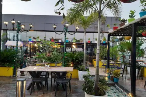 Raddium Cafe Bhubaneswar