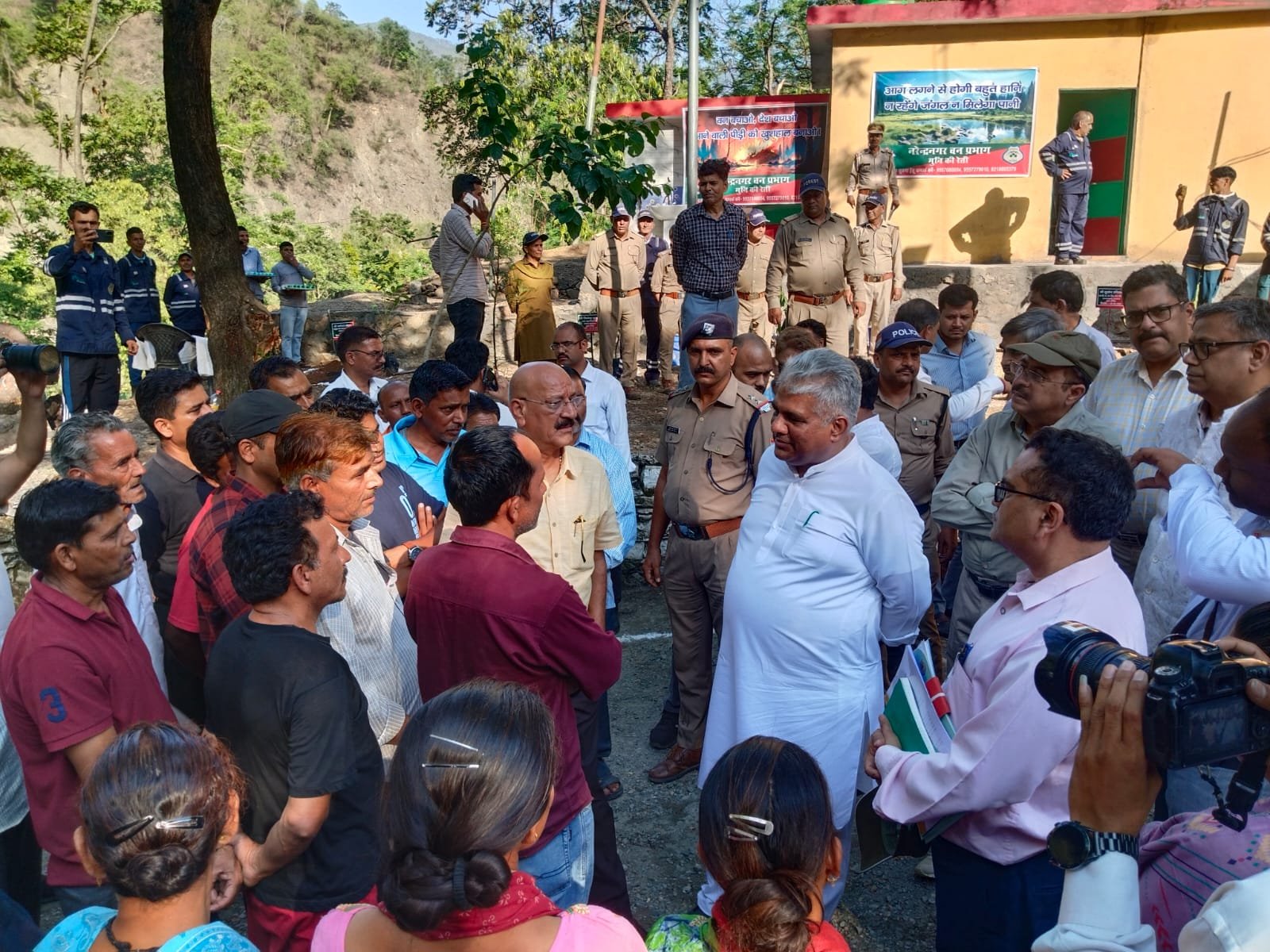 Union Forest Minister visited the fire affected area