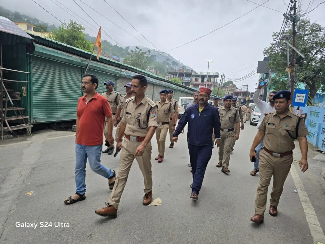 The agitators who were on hunger strike were removed from the tehsil premises.