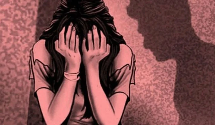 Teenager Raped : किशोरी से किया दुष्कर्म, गर्भवती होने पर कराया गर्भपात