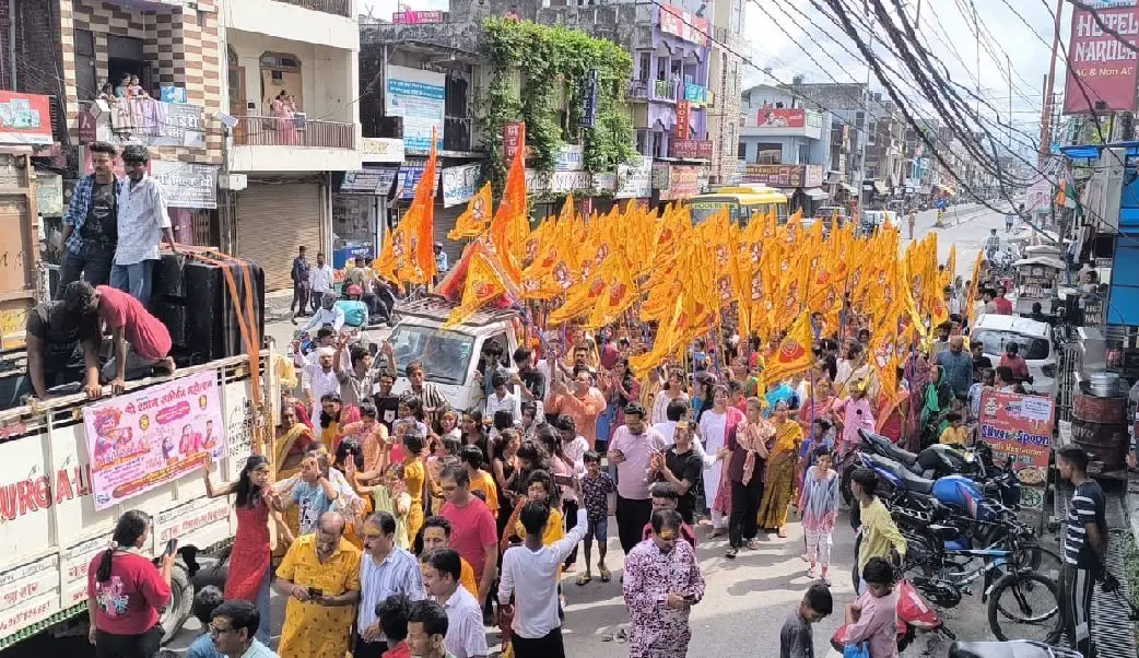 Khatu Syam Nishan Yatra : खाटू श्याम के जयकारे के साथ निकाली गई भव्य निशान यात्रा” उमड़ा आस्था का सैलाब