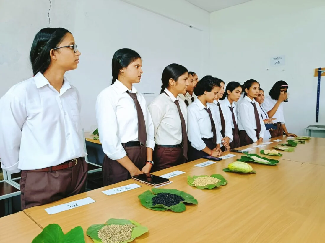 Garh feast : निबंध व कविता प्रतियोगिता के साथ गढ़भोज का किया आयोजन